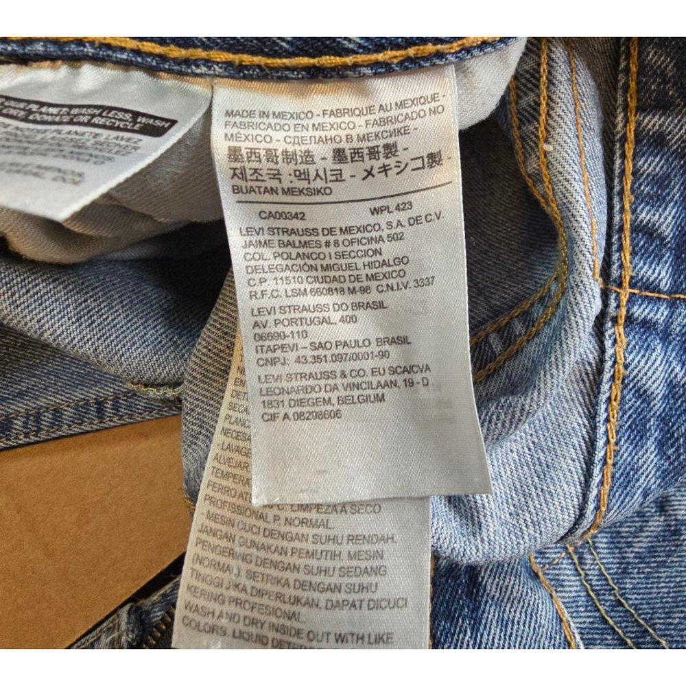 Levi’s 550 Relaxed Fit Jeans 32x34 Light Wash Blue Denim Classic Men’s - Picture 4 of 14